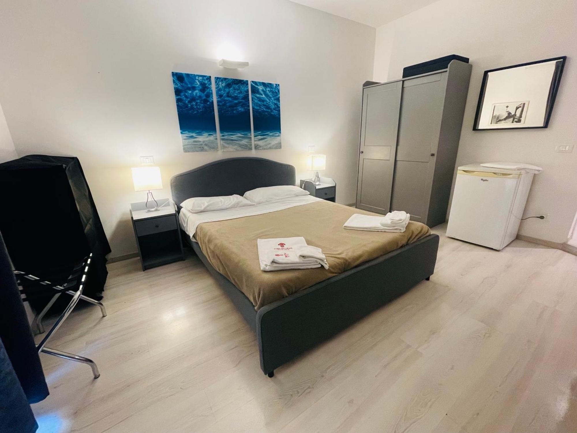 Tiburtina Suites, Roma Zewnętrze zdjęcie
