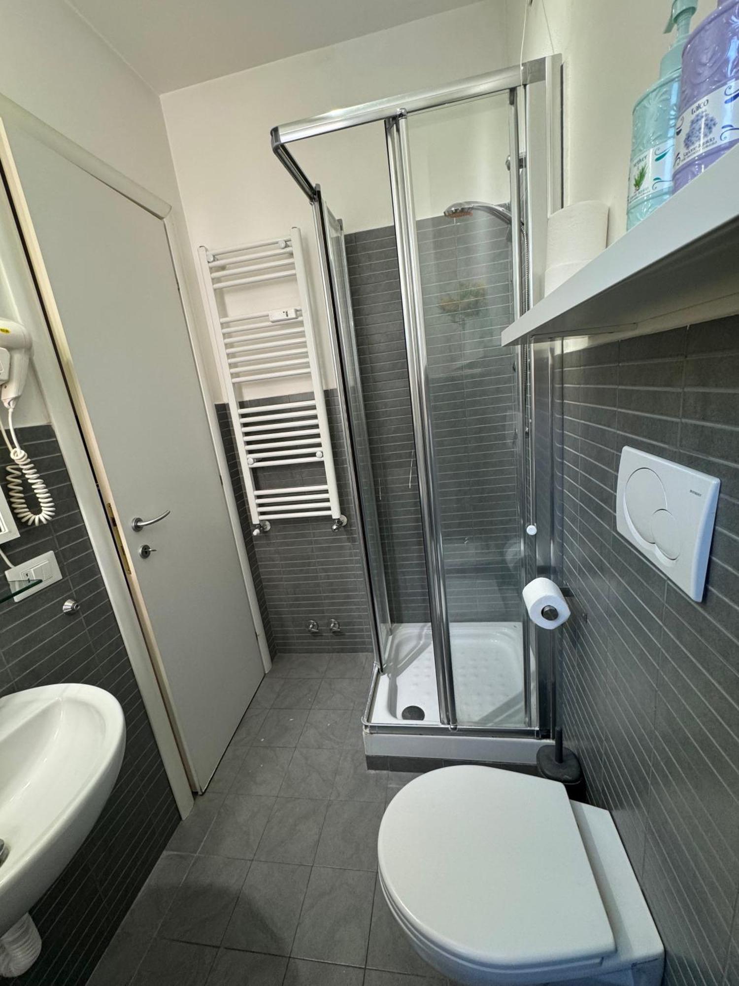 Tiburtina Suites, Roma Zewnętrze zdjęcie