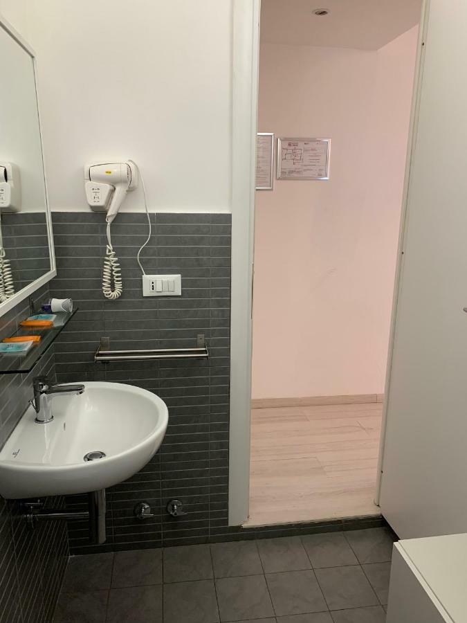 Tiburtina Suites, Roma Zewnętrze zdjęcie